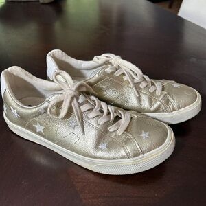 Madewell x Veja™ Esplar Low Sneakers in Star-Embroidered Gold Leather size 7